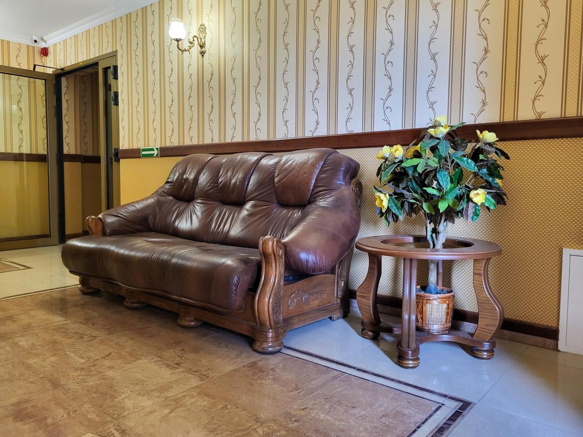 Hotel Hesperus Miedzyrzec Podlaski Bagian luar foto