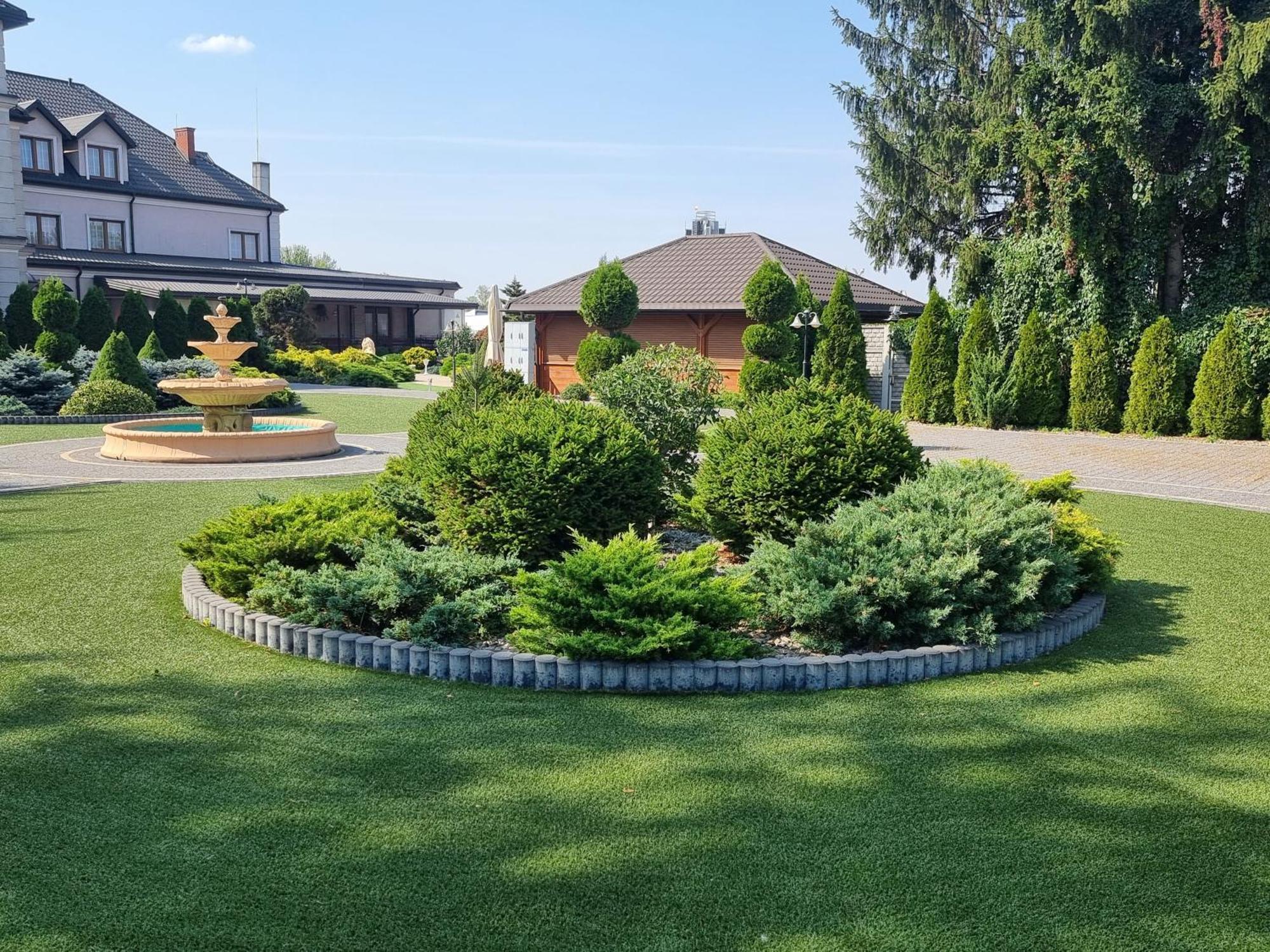 Hotel Hesperus Miedzyrzec Podlaski Bagian luar foto