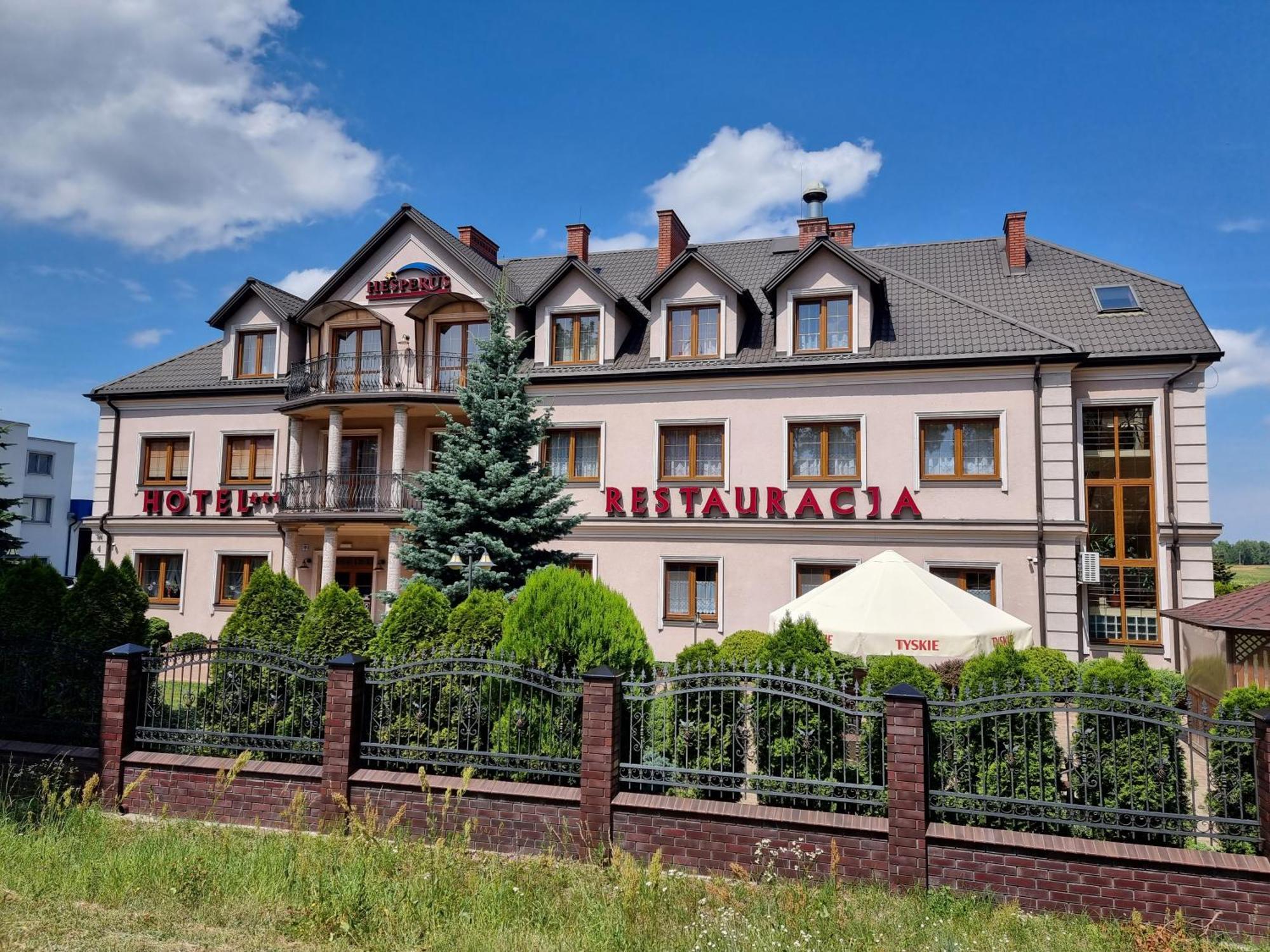 Hotel Hesperus Miedzyrzec Podlaski Bagian luar foto